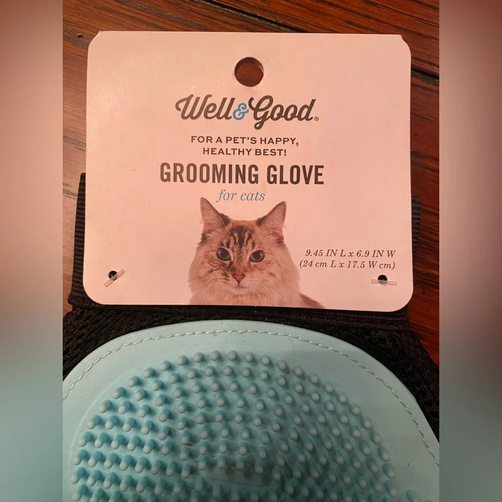 NWT Cat Grooming Glove